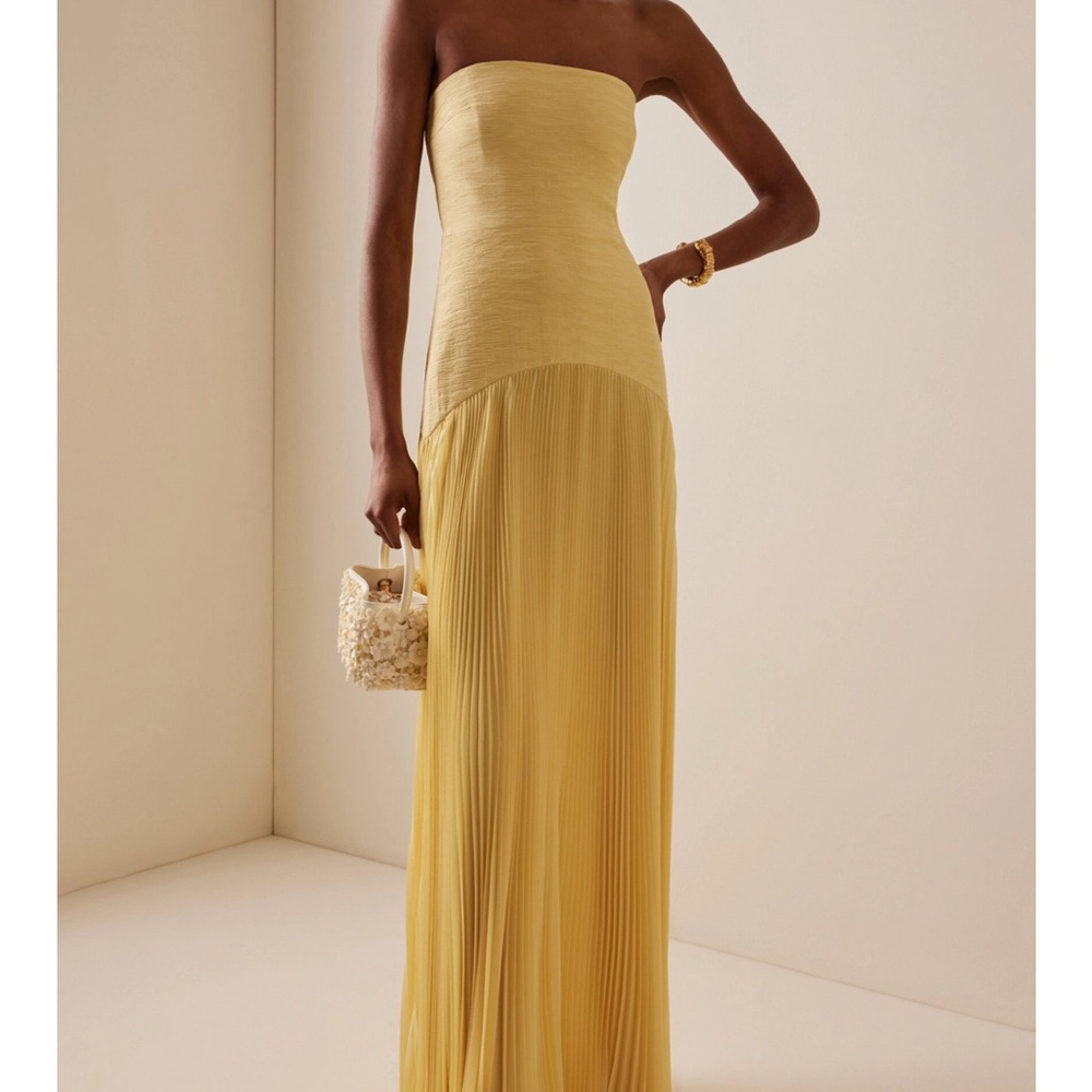 Chic Strapless Yellow Maxi Dress